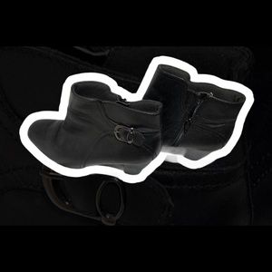 Clarks ankle booties